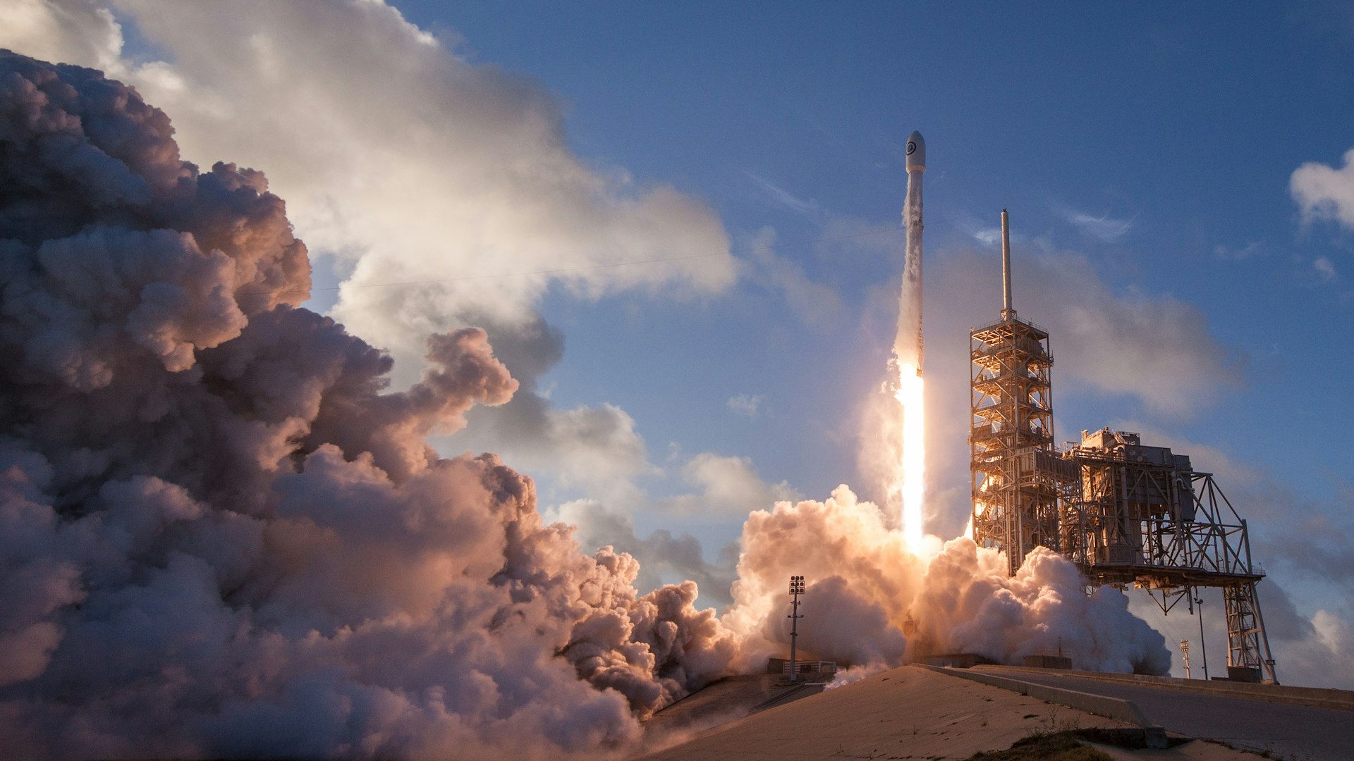 Rocket launch symbolising the speed and momentum of a 72-hour website delivery